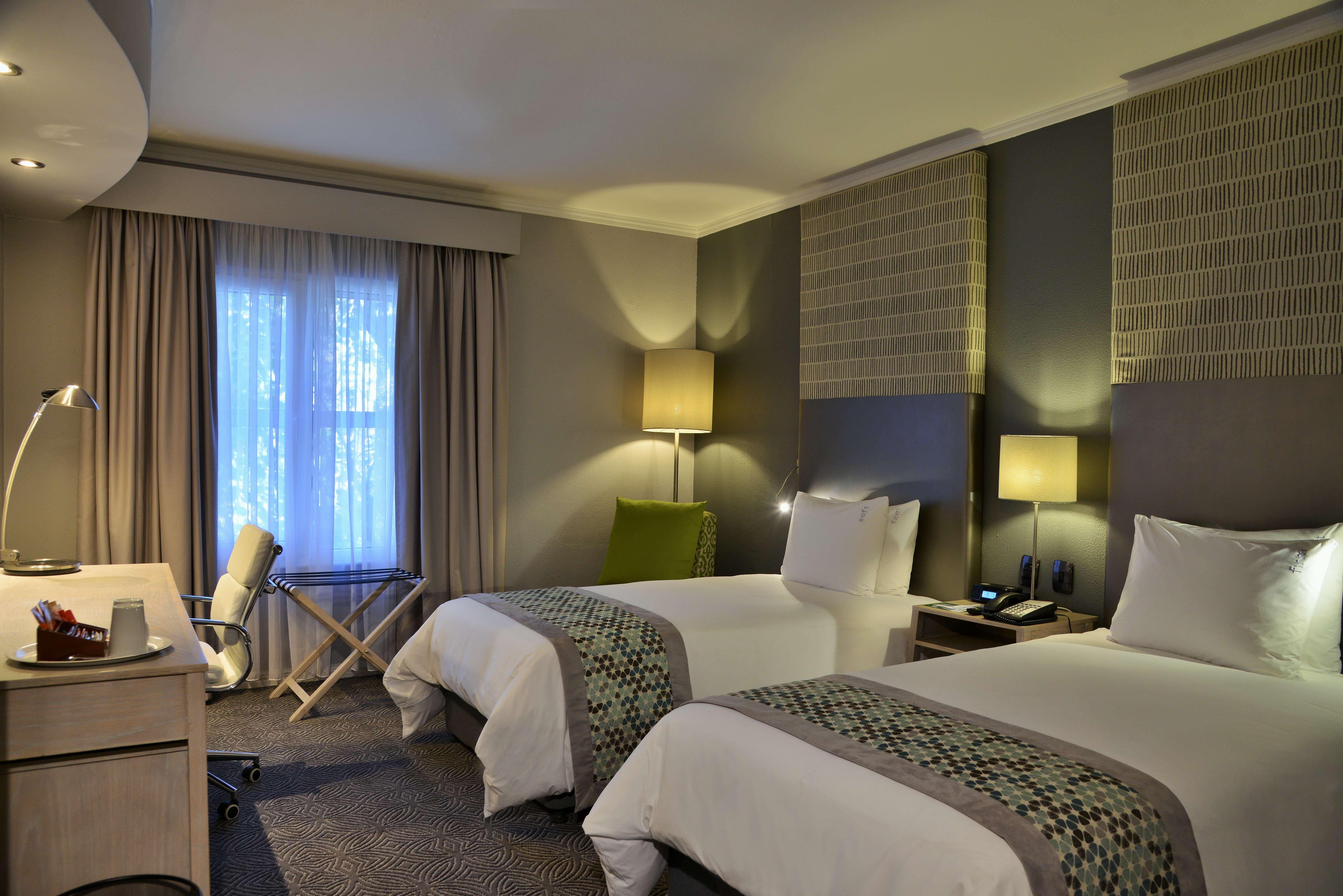 Holiday Inn Johannesburg Airport By Ihg Κέμπτον Παρκ Εξωτερικό φωτογραφία